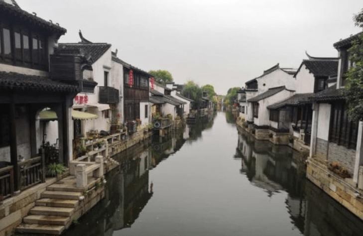 严寒下的温暖！黄平：孕妇临产求助 警医合力送医